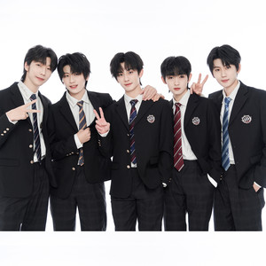 易安中学资料,易安中学最新歌曲,易安中学MV视频,易安中学音乐专辑,易安中学好听的歌