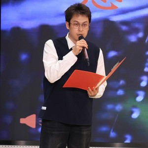 李砚庭资料,李砚庭最新歌曲,李砚庭MV视频,李砚庭音乐专辑,李砚庭好听的歌