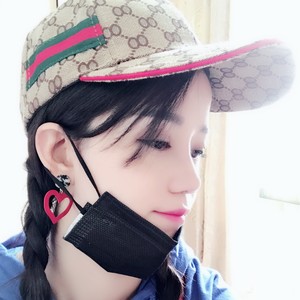 夏苏苏资料,夏苏苏最新歌曲,夏苏苏MV视频,夏苏苏音乐专辑,夏苏苏好听的歌