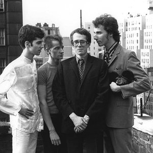 The Monochrome Set资料,The Monochrome Set最新歌曲,The Monochrome SetMV视频,The Monochrome Set音乐专辑,The Monochrome Set好听的歌