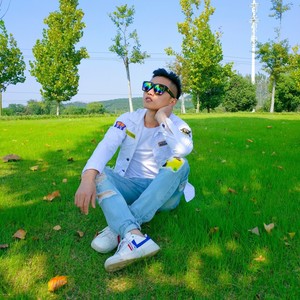 牟新歌资料,牟新歌最新歌曲,牟新歌MV视频,牟新歌音乐专辑,牟新歌好听的歌