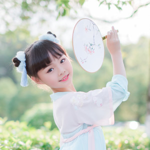 董芯诺资料,董芯诺最新歌曲,董芯诺MV视频,董芯诺音乐专辑,董芯诺好听的歌