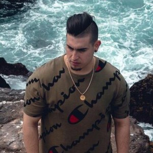 Hozay资料,Hozay最新歌曲,HozayMV视频,Hozay音乐专辑,Hozay好听的歌