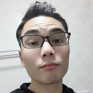 站台+路灯下的小姑娘