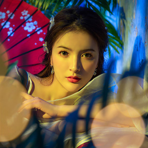 伊伊•周资料,伊伊•周最新歌曲,伊伊•周MV视频,伊伊•周音乐专辑,伊伊•周好听的歌