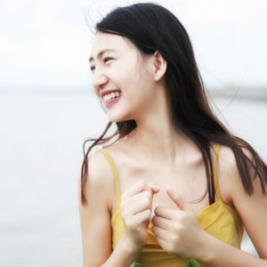 李佳雨资料,李佳雨最新歌曲,李佳雨MV视频,李佳雨音乐专辑,李佳雨好听的歌
