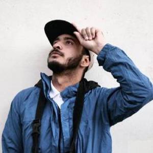 Robert Tiamo资料,Robert Tiamo最新歌曲,Robert TiamoMV视频,Robert Tiamo音乐专辑,Robert Tiamo好听的歌