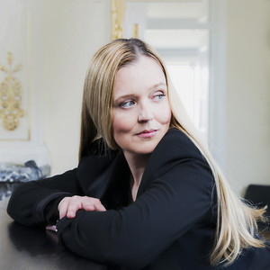 Myrra资料,Myrra最新歌曲,MyrraMV视频,Myrra音乐专辑,Myrra好听的歌