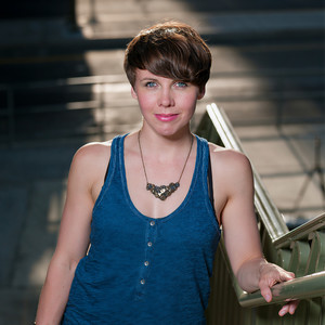 Sarah Neufeld资料,Sarah Neufeld最新歌曲,Sarah NeufeldMV视频,Sarah Neufeld音乐专辑,Sarah Neufeld好听的歌