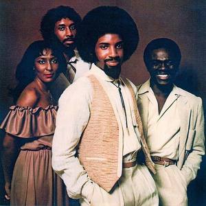 Splendor资料,Splendor最新歌曲,SplendorMV视频,Splendor音乐专辑,Splendor好听的歌