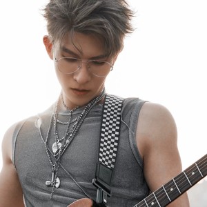 桑田资料,桑田最新歌曲,桑田MV视频,桑田音乐专辑,桑田好听的歌