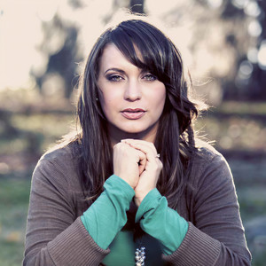 Christine D'Clario资料,Christine D'Clario最新歌曲,Christine D'ClarioMV视频,Christine D'Clario音乐专辑,Christine D'Clario好听的歌