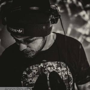 Now Or Never (Original Mix)