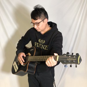 杨炜峰资料,杨炜峰最新歌曲,杨炜峰MV视频,杨炜峰音乐专辑,杨炜峰好听的歌