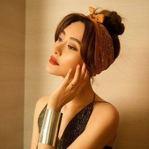 爱戴资料,爱戴最新歌曲,爱戴MV视频,爱戴音乐专辑,爱戴好听的歌