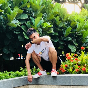 刘航瑀资料,刘航瑀最新歌曲,刘航瑀MV视频,刘航瑀音乐专辑,刘航瑀好听的歌