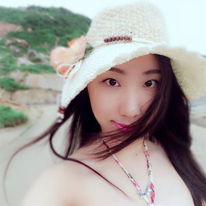 李雯资料,李雯最新歌曲,李雯MV视频,李雯音乐专辑,李雯好听的歌