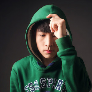 张煊资料,张煊最新歌曲,张煊MV视频,张煊音乐专辑,张煊好听的歌