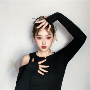 艾若萌资料,艾若萌最新歌曲,艾若萌MV视频,艾若萌音乐专辑,艾若萌好听的歌