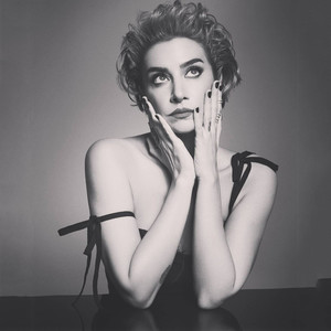 Sıla资料,Sıla最新歌曲,SılaMV视频,Sıla音乐专辑,Sıla好听的歌