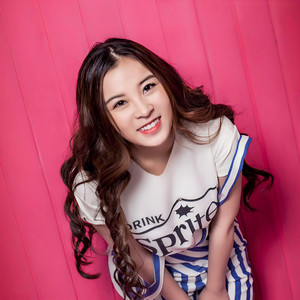 杨小鱼 - 当你孤单你会想起谁