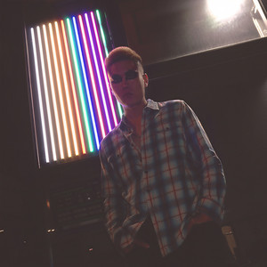 Han资料,Han最新歌曲,HanMV视频,Han音乐专辑,Han好听的歌