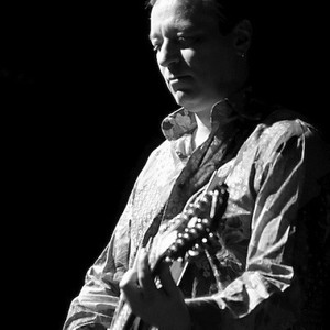 Peter Buck资料,Peter Buck最新歌曲,Peter BuckMV视频,Peter Buck音乐专辑,Peter Buck好听的歌