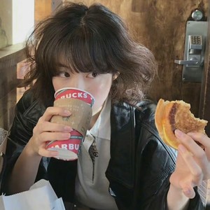 Nini33资料,Nini33最新歌曲,Nini33MV视频,Nini33音乐专辑,Nini33好听的歌