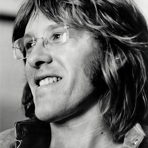 Paul Kantner资料,Paul Kantner最新歌曲,Paul KantnerMV视频,Paul Kantner音乐专辑,Paul Kantner好听的歌