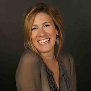 Helene Brunet资料,Helene Brunet最新歌曲,Helene BrunetMV视频,Helene Brunet音乐专辑,Helene Brunet好听的歌