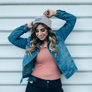 Cindy Barrera资料,Cindy Barrera最新歌曲,Cindy BarreraMV视频,Cindy Barrera音乐专辑,Cindy Barrera好听的歌