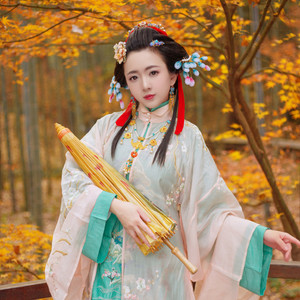 冰俏资料,冰俏最新歌曲,冰俏MV视频,冰俏音乐专辑,冰俏好听的歌