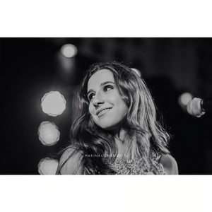 Nina Fernandes资料,Nina Fernandes最新歌曲,Nina FernandesMV视频,Nina Fernandes音乐专辑,Nina Fernandes好听的歌