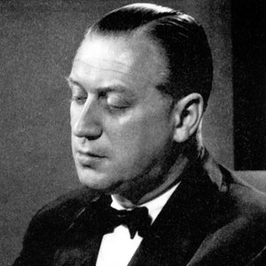 Eric Winstone资料,Eric Winstone最新歌曲,Eric WinstoneMV视频,Eric Winstone音乐专辑,Eric Winstone好听的歌