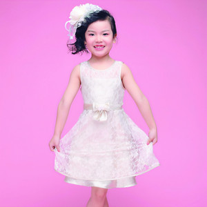 杨景雯资料,杨景雯最新歌曲,杨景雯MV视频,杨景雯音乐专辑,杨景雯好听的歌