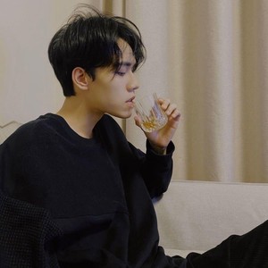 邓建东资料,邓建东最新歌曲,邓建东MV视频,邓建东音乐专辑,邓建东好听的歌