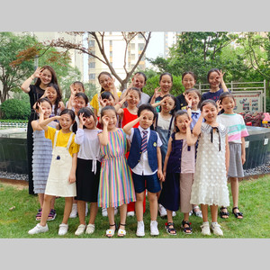 姚舵和她的孩子们资料,姚舵和她的孩子们最新歌曲,姚舵和她的孩子们MV视频,姚舵和她的孩子们音乐专辑,姚舵和她的孩子们好听的歌