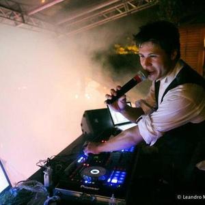 William DJ资料,William DJ最新歌曲,William DJMV视频,William DJ音乐专辑,William DJ好听的歌