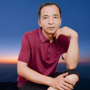 崔国正资料,崔国正最新歌曲,崔国正MV视频,崔国正音乐专辑,崔国正好听的歌