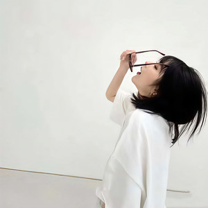 辛玮资料,辛玮最新歌曲,辛玮MV视频,辛玮音乐专辑,辛玮好听的歌