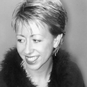 Nikki Iles资料,Nikki Iles最新歌曲,Nikki IlesMV视频,Nikki Iles音乐专辑,Nikki Iles好听的歌