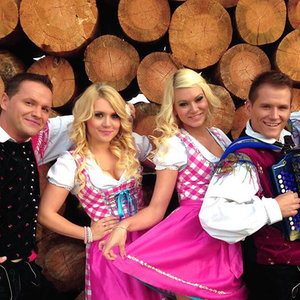 Atomik Harmonik资料,Atomik Harmonik最新歌曲,Atomik HarmonikMV视频,Atomik Harmonik音乐专辑,Atomik Harmonik好听的歌