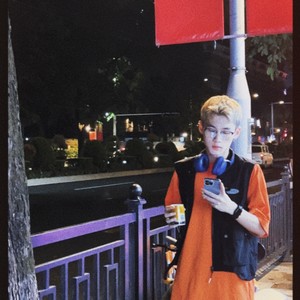 读着大学的高中生 (Live)