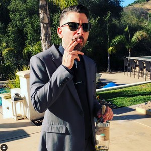 Andrew Bolooki资料,Andrew Bolooki最新歌曲,Andrew BolookiMV视频,Andrew Bolooki音乐专辑,Andrew Bolooki好听的歌