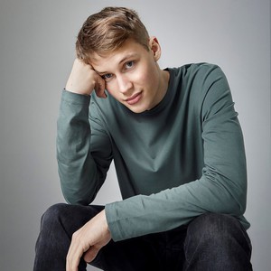 Victor Leksell资料,Victor Leksell最新歌曲,Victor LeksellMV视频,Victor Leksell音乐专辑,Victor Leksell好听的歌