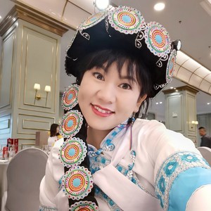 和君梅资料,和君梅最新歌曲,和君梅MV视频,和君梅音乐专辑,和君梅好听的歌