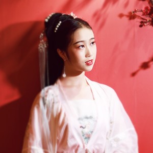 吴怡霏资料,吴怡霏最新歌曲,吴怡霏MV视频,吴怡霏音乐专辑,吴怡霏好听的歌