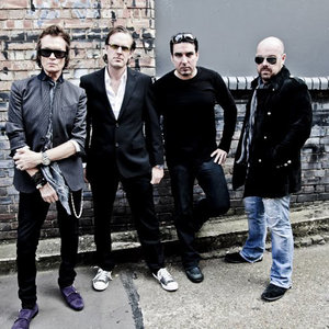 Valerie资料,Valerie最新歌曲,ValerieMV视频,Valerie音乐专辑,Valerie好听的歌