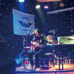 张迫资料,张迫最新歌曲,张迫MV视频,张迫音乐专辑,张迫好听的歌