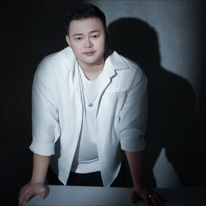 黄永鹰资料,黄永鹰最新歌曲,黄永鹰MV视频,黄永鹰音乐专辑,黄永鹰好听的歌